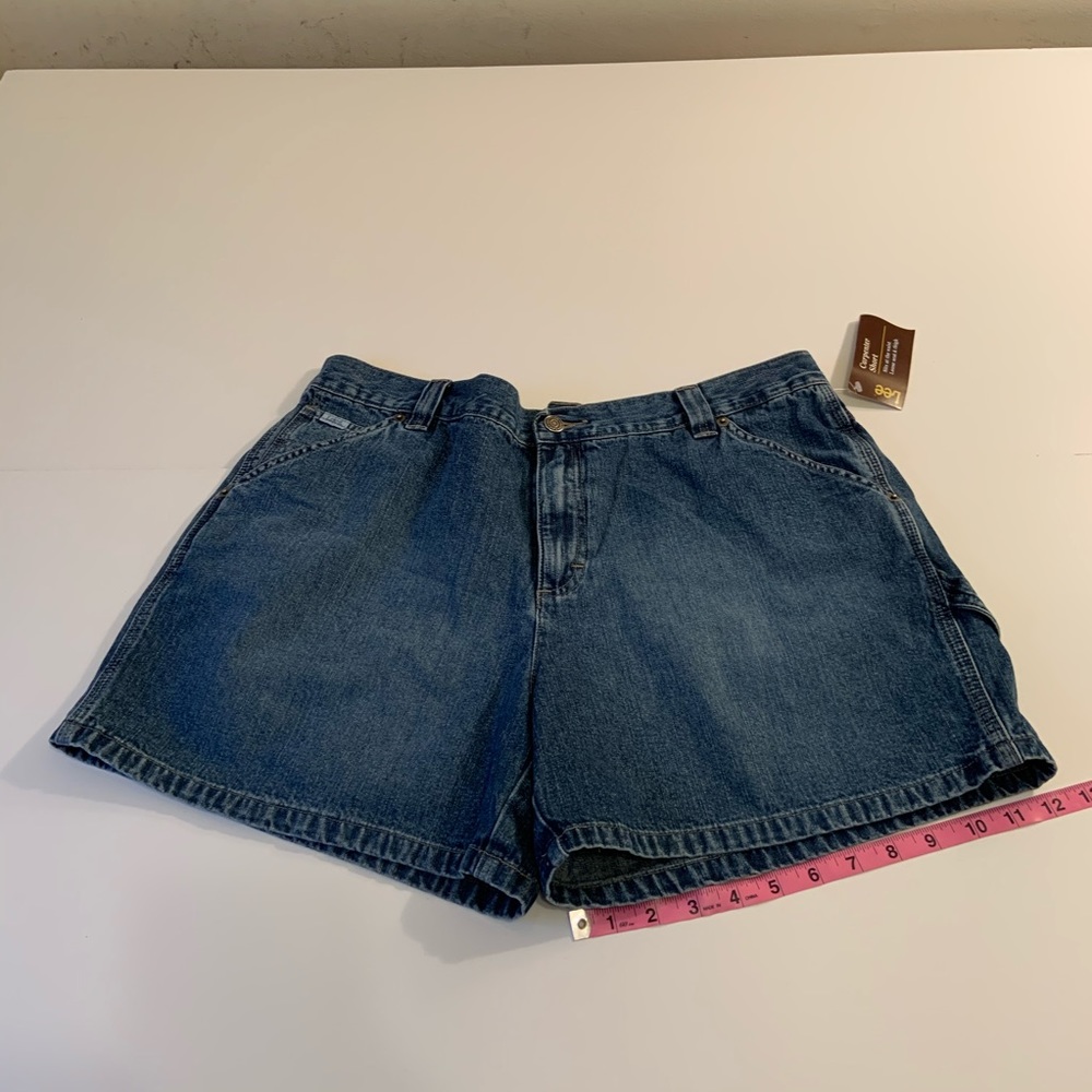 Lee women’s size 16M carpenter shorts. - Picture 3 of 8